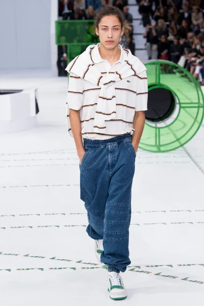 Look 23
